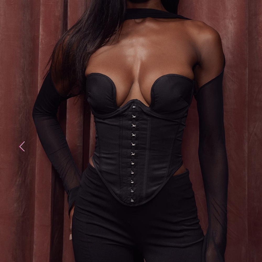 House Of CB Top